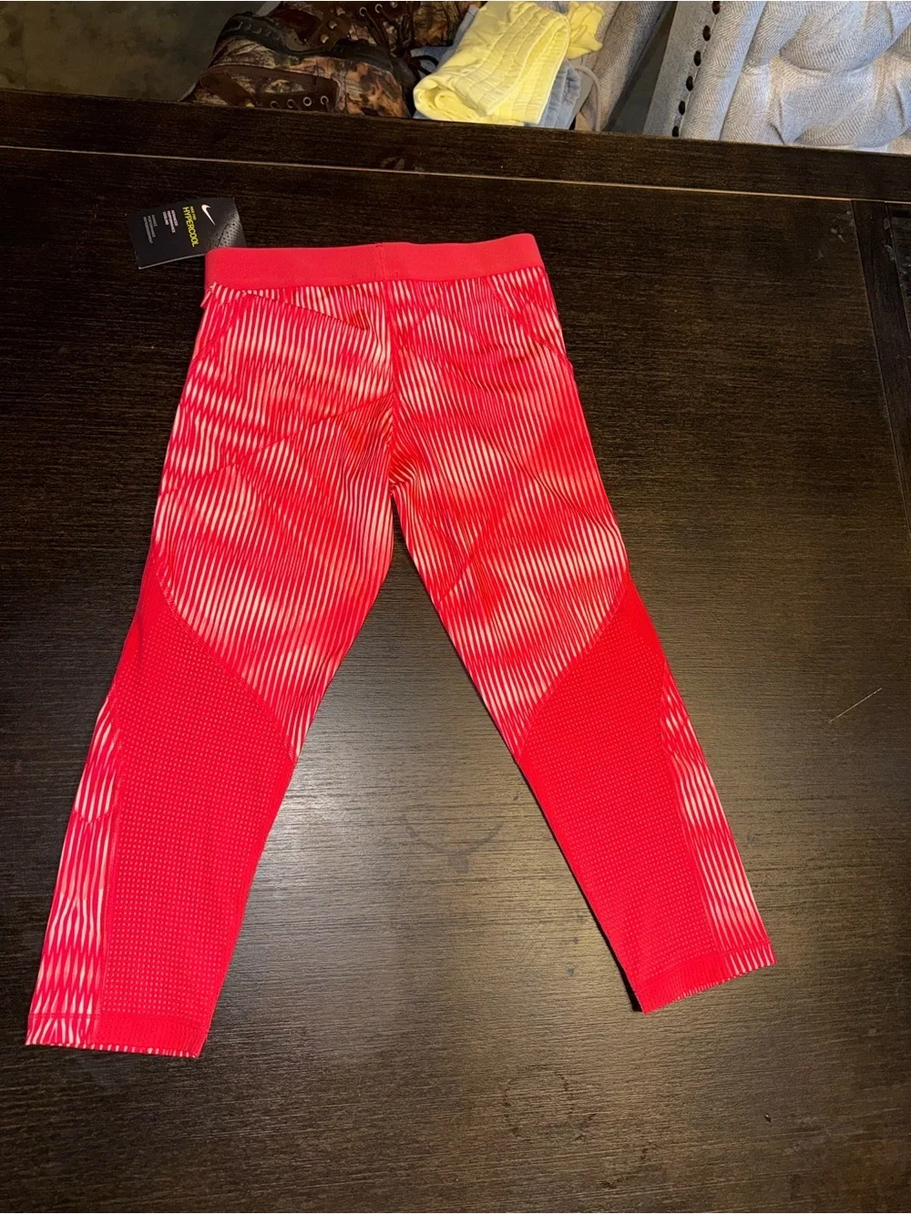 Nike Pro HyperCool Older Kids' Girls Capris Training Tights NWT